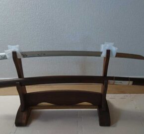 広島市佐伯区のお客様より、日本刀 粟田口一竿子忠綱作を買取りました