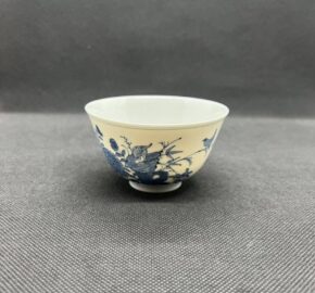広島市安佐北区のお客様より、中国花鳥文染付茶碗　大清康煕年製を買取りました