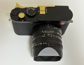 広島市東区のお客様より、Leica Q3を買取りました