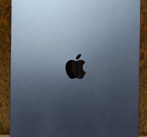 広島市佐伯区のお客様より、11インチ iPad Airを買い取りました