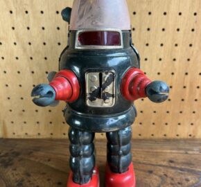 広島市西区のお客様より、ブリキ 玩具 ムーン・ロボットを買い取りました